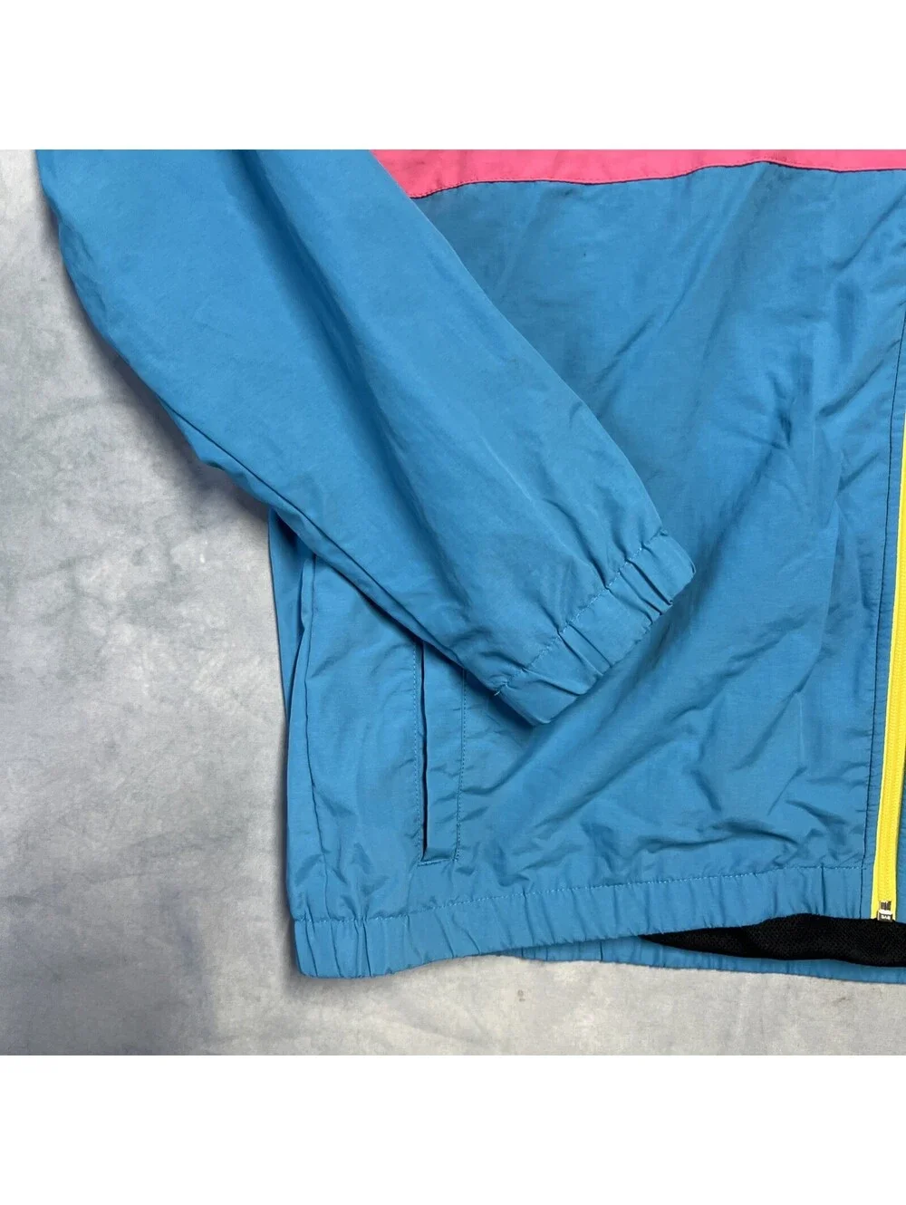 Universal Studios Jacket Adult XL Embroidered Retro Full Zip Hood Colorblock VTG